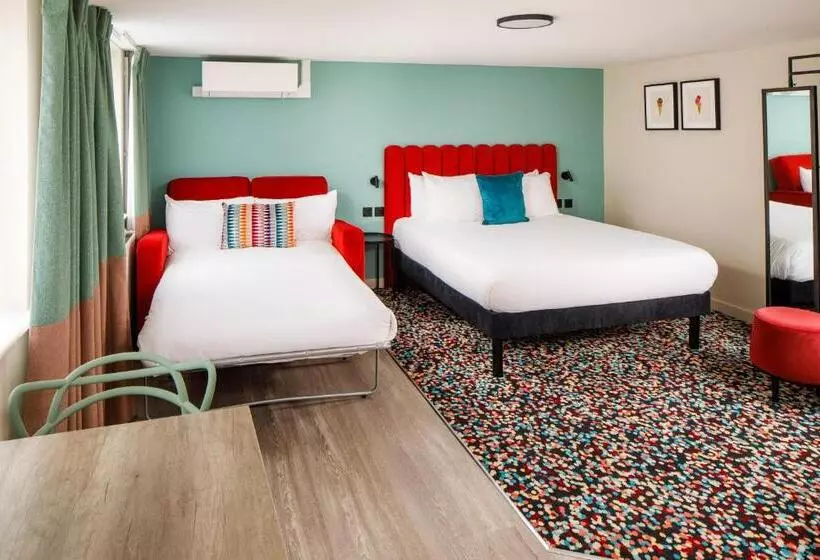 בית מלון כפרי Ibis Styles Bournemouth