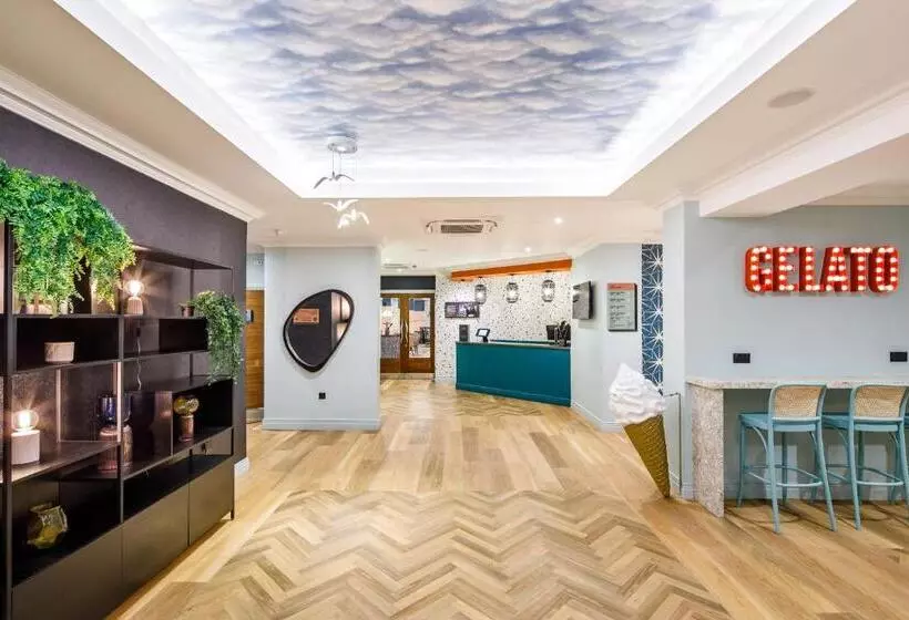 בית מלון כפרי Ibis Styles Bournemouth