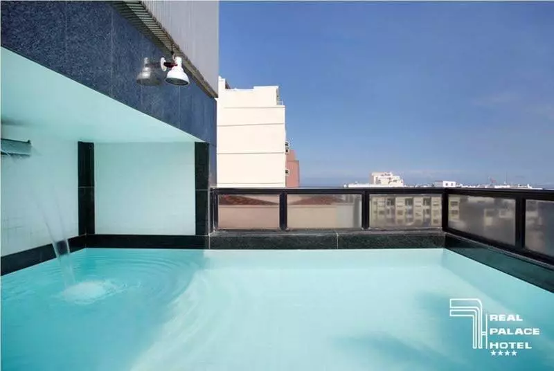 Отель Real Palace