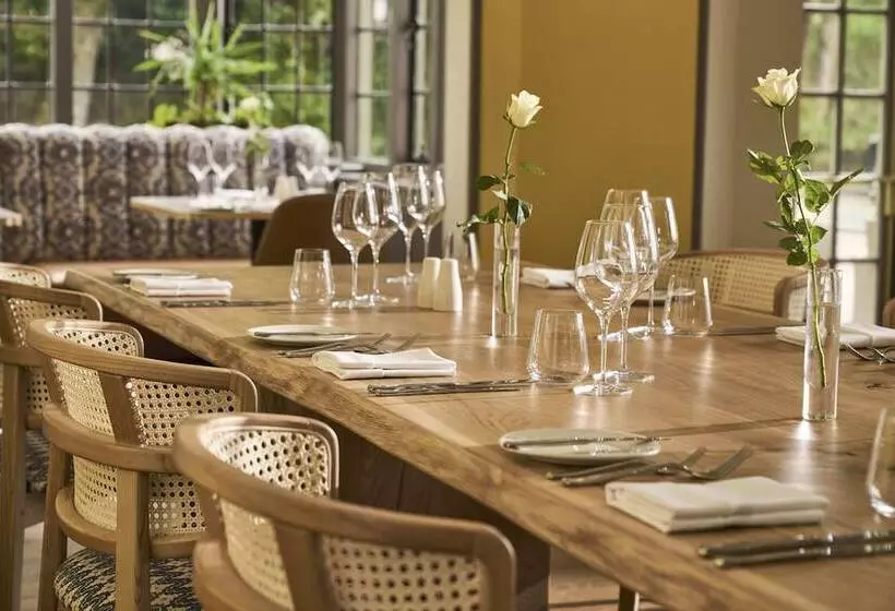 Отель Royal Marine