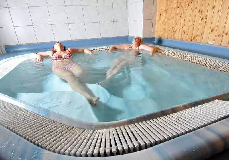 Отель Royal Marine