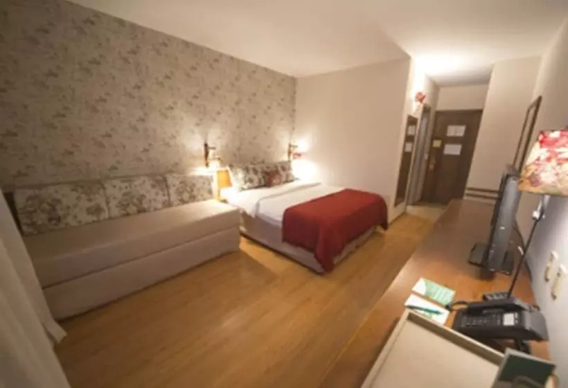 בית מלון כפרי Serra Alta