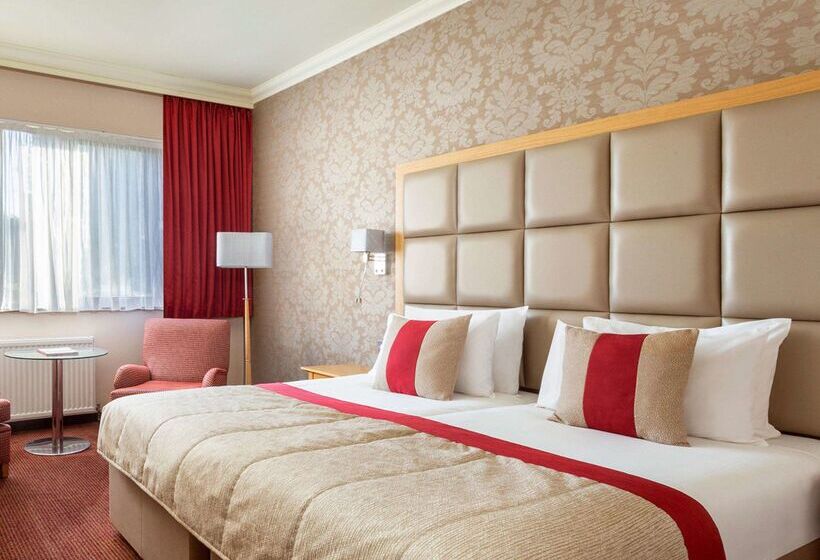 فندق Stratford Manor