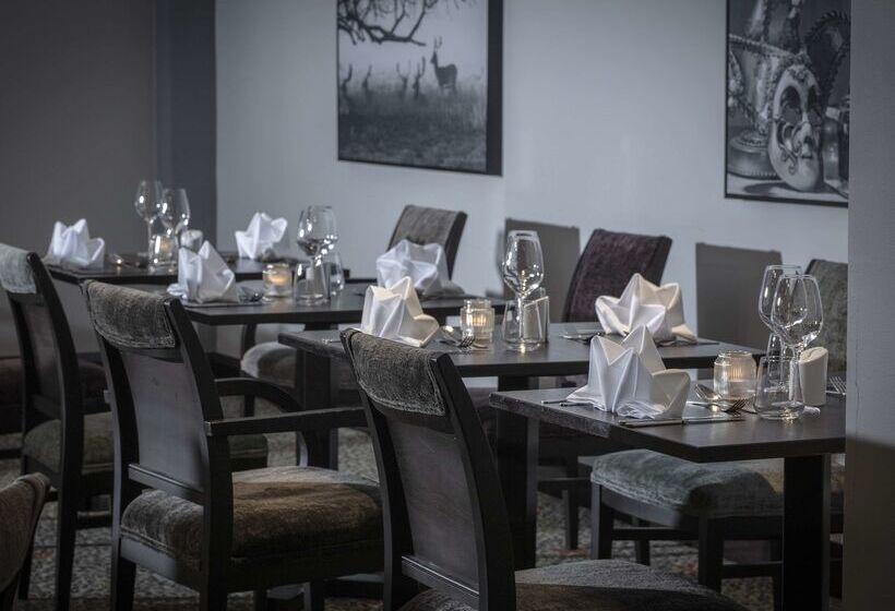 فندق Stratford Manor