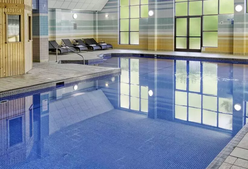 Отель Stratford Manor