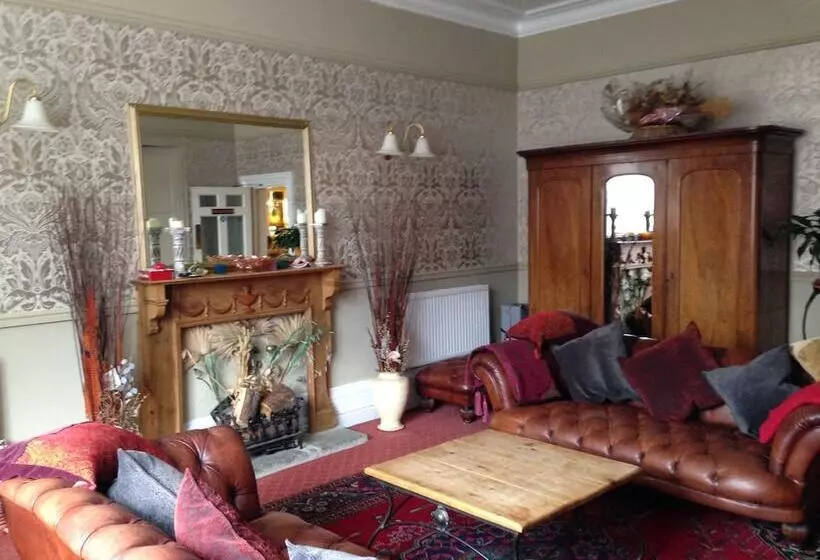 Отель The Station