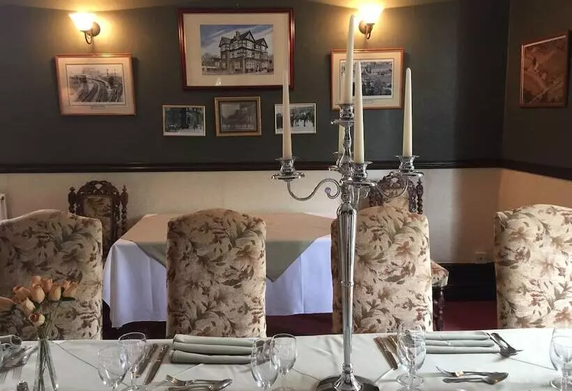 Отель The Station