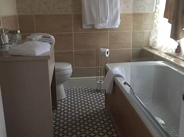 Отель The Station