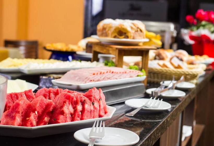 Leon Park Hotel E Convenções   Melhor Custo Benefício