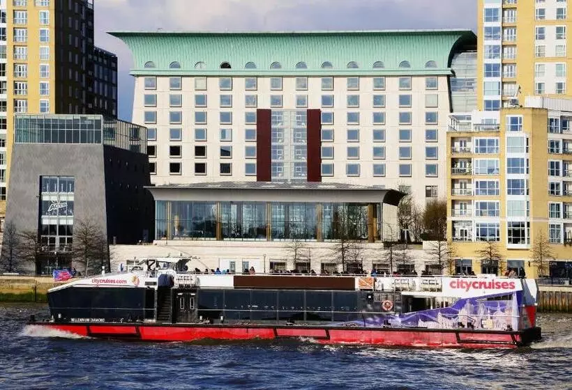 Hotel Canary Riverside Plaza