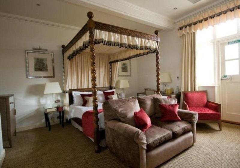 Careys Manor Hotel & Senspa