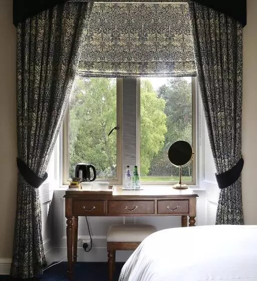 Отель Carnach House