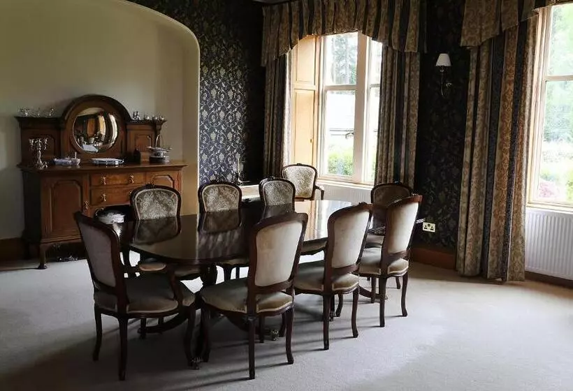 Отель Carnach House