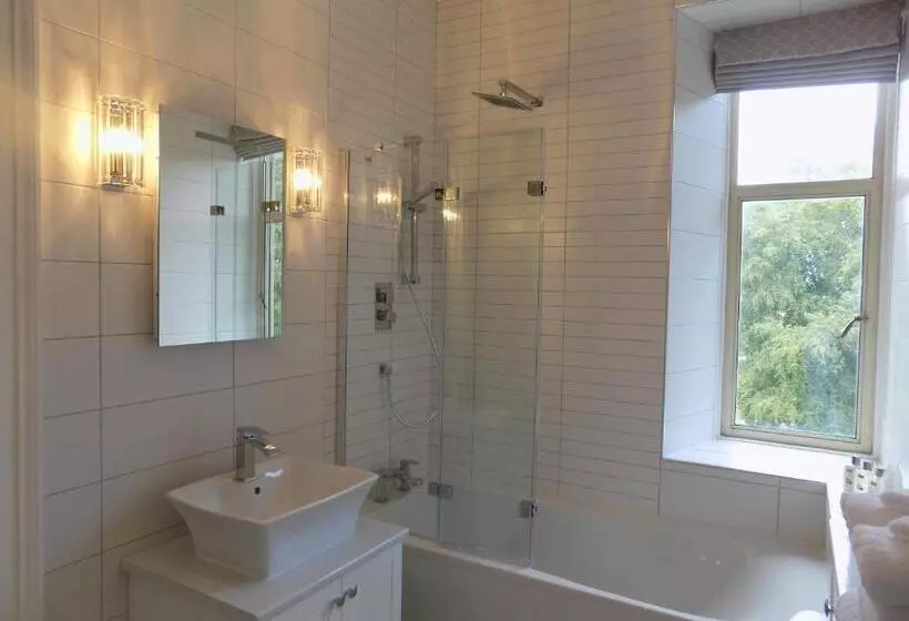 Отель Carnach House