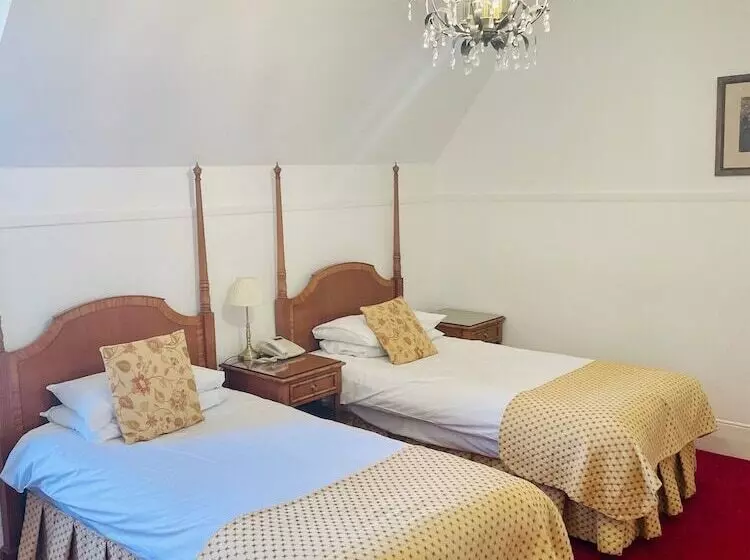 Canterbury Hotel Cottages And Apartment S