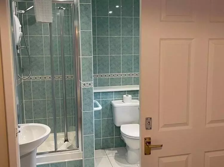 Canterbury Hotel Cottages And Apartment S