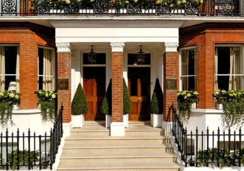 هتل Egerton House