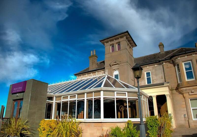 هتل Fairfield House