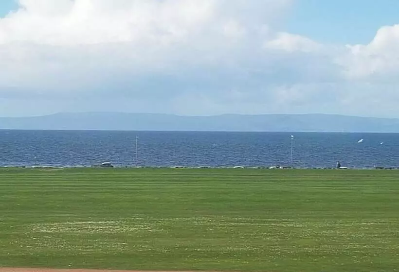 Отель Fairfield House