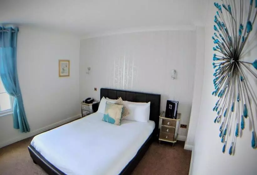 בית מלון כפרי Gainsborough House