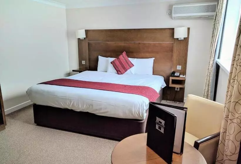 בית מלון כפרי Gainsborough House