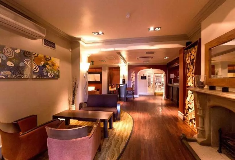 בית מלון כפרי Gainsborough House