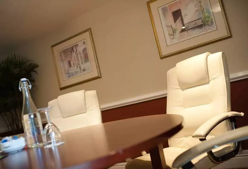 酒店 Holiday Inn Milton Keynes East M1 Junc 14, An Ihg