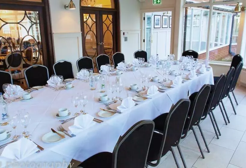 酒店 Holiday Inn Milton Keynes East M1 Junc 14, An Ihg