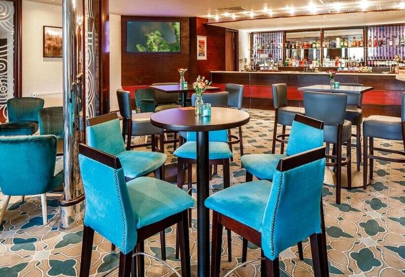 فندق Mercure Chester Abbots Well