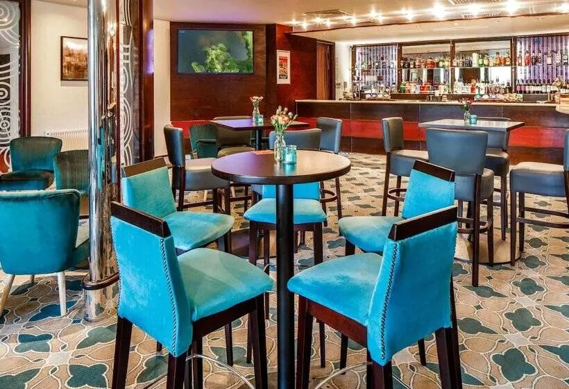 فندق Mercure Chester Abbots Well