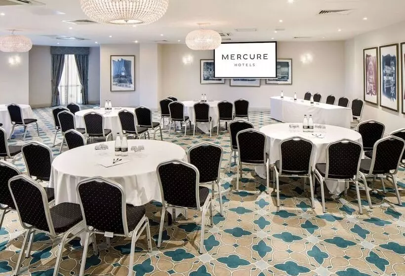 فندق Mercure Chester Abbots Well