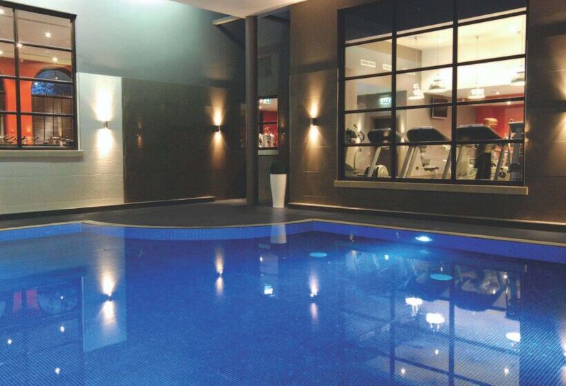 Oulton Hall Hotel, Spa & Golf Resort