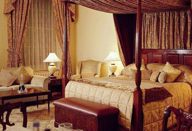 Oulton Hall Hotel, Spa & Golf Resort