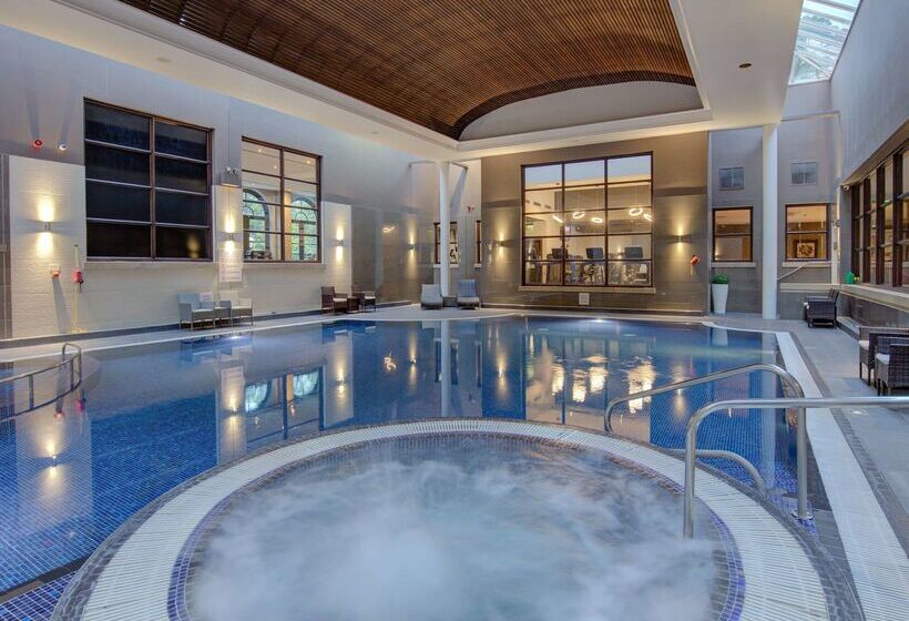 Oulton Hall Hotel, Spa & Golf Resort