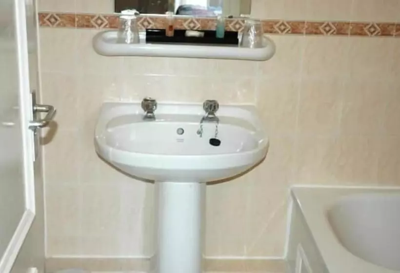 Отель Preston Park