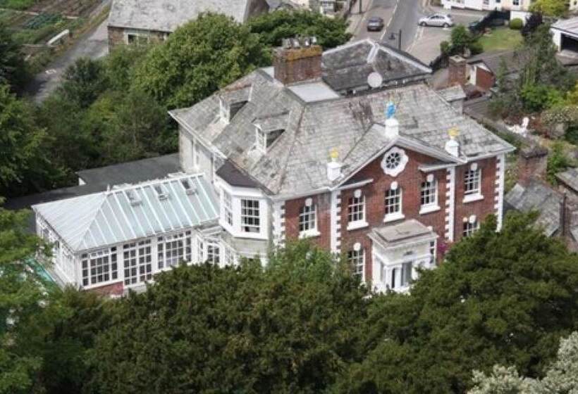 호텔 The Eagle House