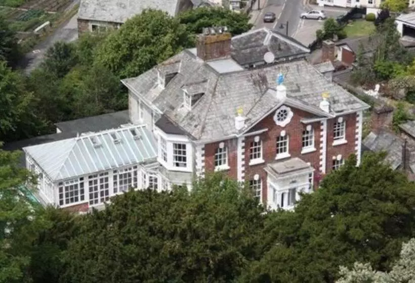 호텔 The Eagle House