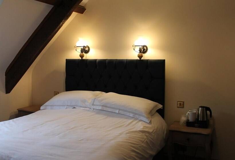 호텔 The Eagle House