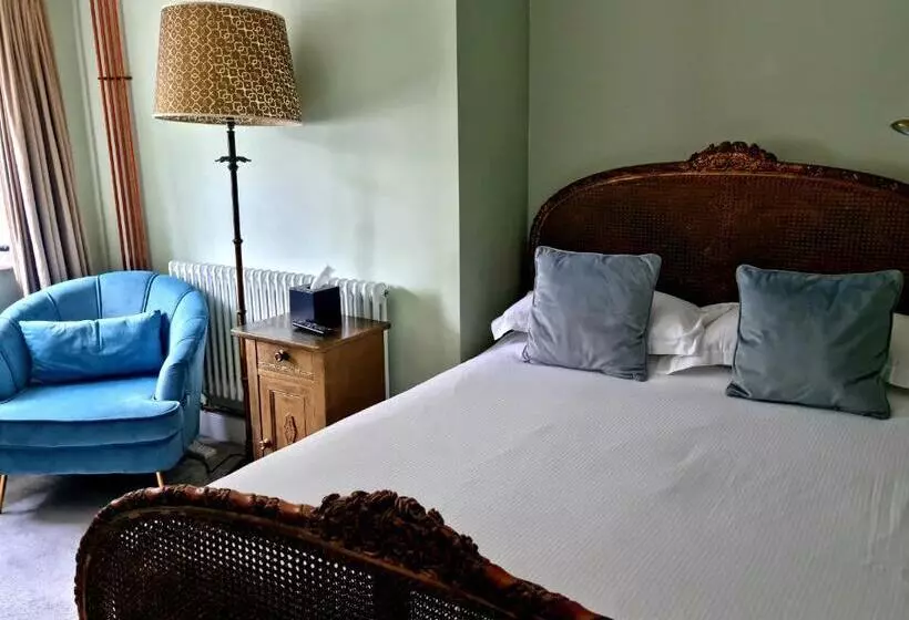 Отель The Ollerod