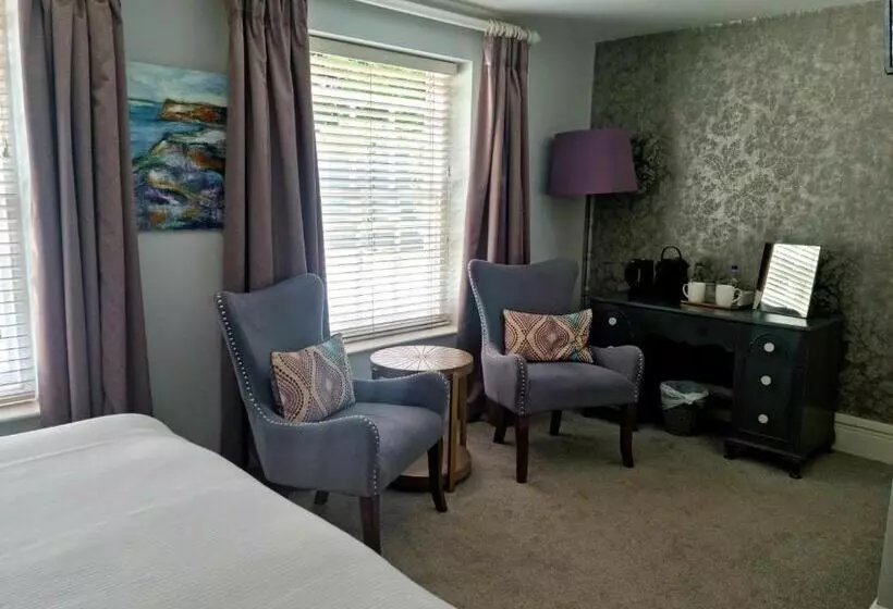 Отель The Ollerod