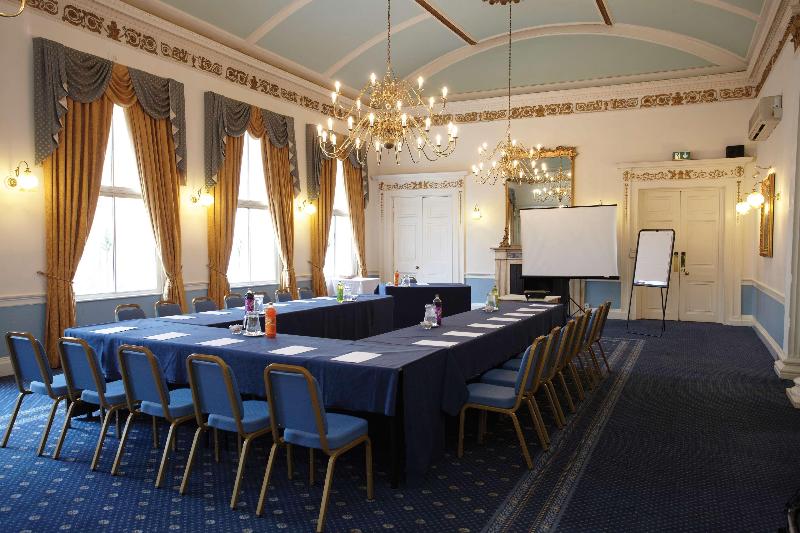 בית מלון כפרי Best Western Lichfield City Centre The George