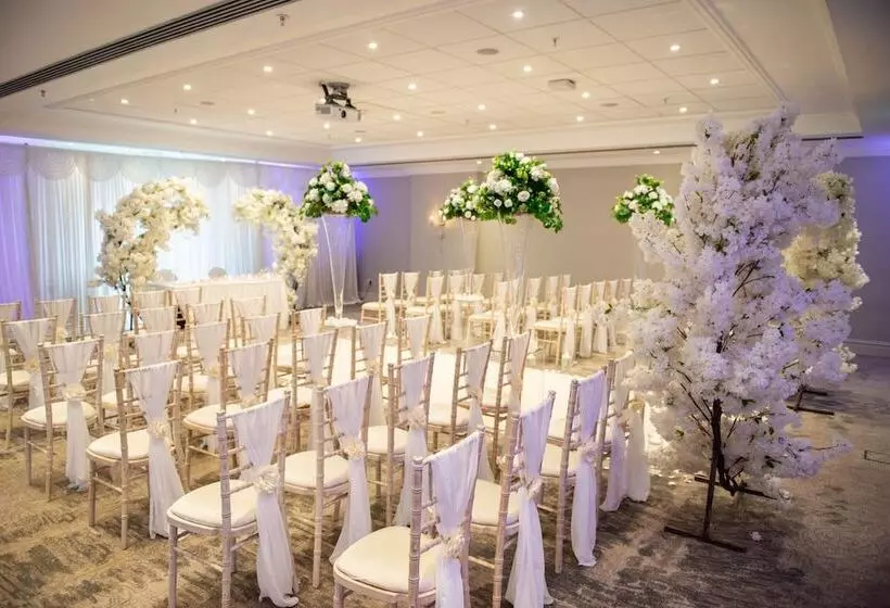 Delta Hotels By Marriott Worsley Park Country Club