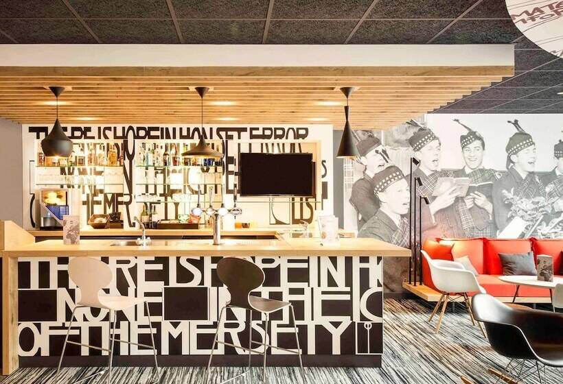 Отель Ibis Edinburgh Centre Royal Mile – Hunter Square