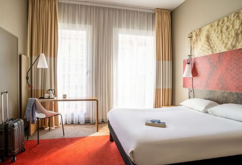 Отель Ibis Edinburgh Centre Royal Mile – Hunter Square