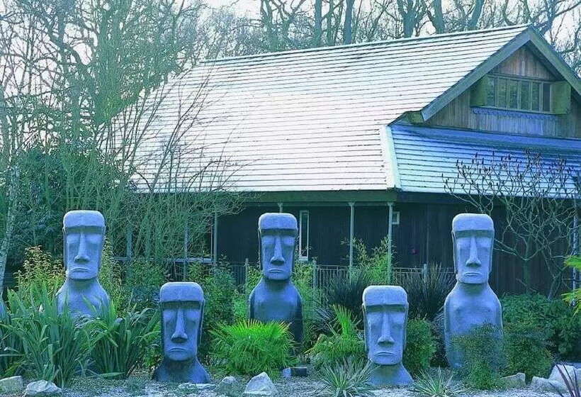 Marwell Hotel A Bespoke