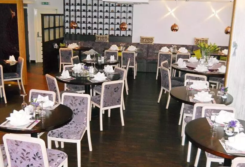 ホテル The Oakland