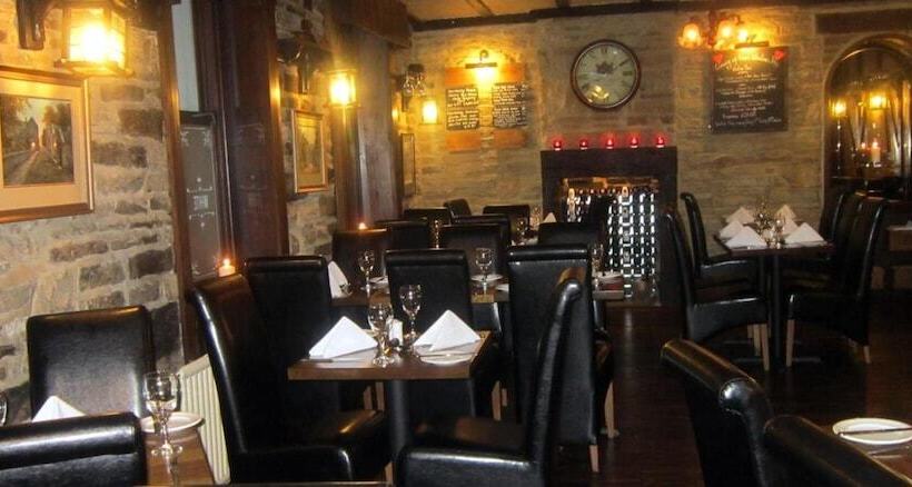 فندق The Old White Lion