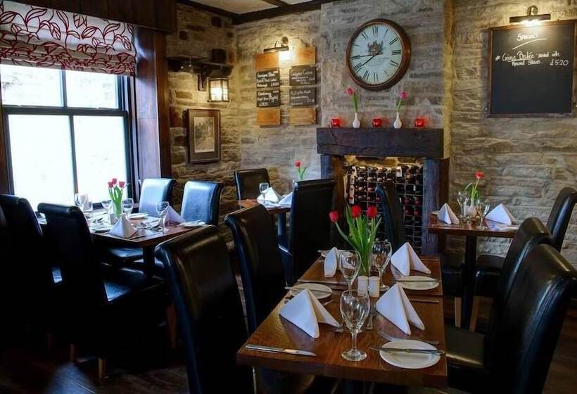 فندق The Old White Lion