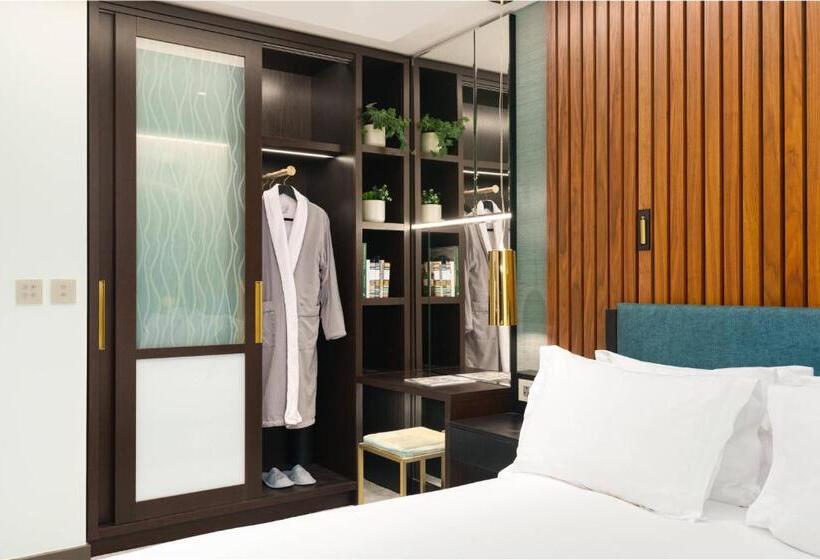 Middle Eight   Covent Garden   Preferred Hotels And Resorts