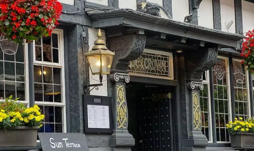 Отель Rose & Crown Inn